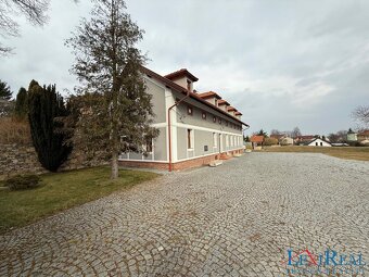 Prodej rodinného domu na pozemku 10 057 m2 Vysoký Újezd - Be - 4