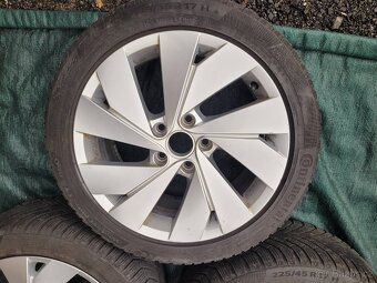 Alu sada kol Volkswagen Golf R17 ET51 Belmont - 4