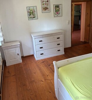 Kompletní ložnice z masivu venkovský styl - 4