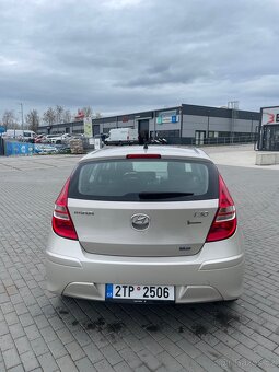Hyundai i30 , 1.6 CRDI , 66kW , r.v. 2010 - 4
