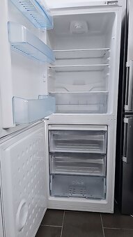 Lednice s mrazákem BEKO, kombinovaná, - 4