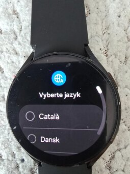 Samsung Galaxy Watch4 44mm černá - 4