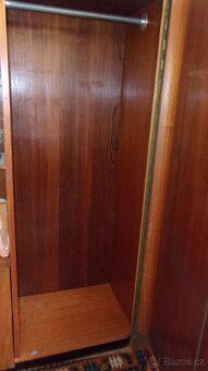 Sekretář za velmi dobrou cenu při rychlém jednání sleva - 4