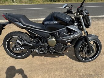 Yamaha XJ6N - 4