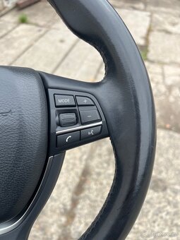 Volant bmw f10 - 4