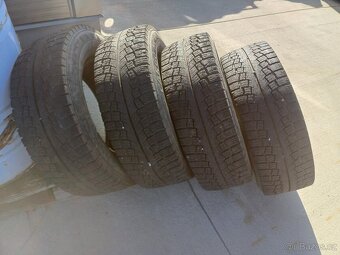 235/65 R16C. Zimní pneu Vraník, Protektor, Cena za sadu - 4