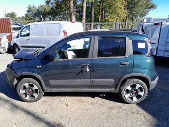 Fiat Panda CROSS 1,0 Hybrid - 4