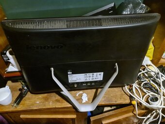 Lenovo C640 AIO 23" - 4