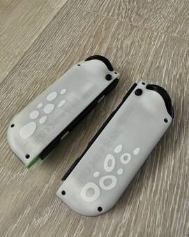 Prodám Nintendo Switch OLED - 4