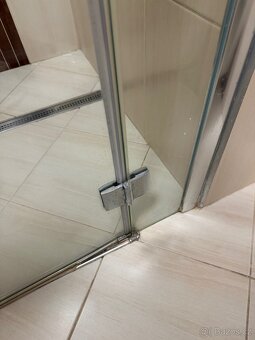 Dveře do sprchového koutu skleněné - 4