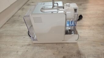 DeLonghi Nespresso Lattissima Touch - 4