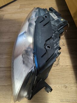 Světlo xenon Passat B6 - 4