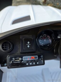 Elektronické auto - 4