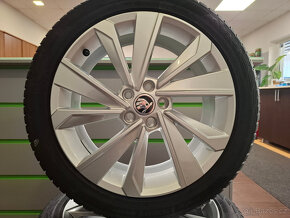 Nový orig. zimní set Škoda Fabia IV - 215/45 R17 Hankook - 4