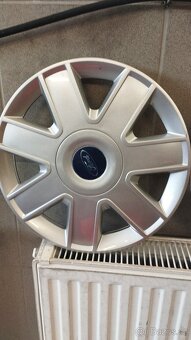 Poklice Ford 13" - 4