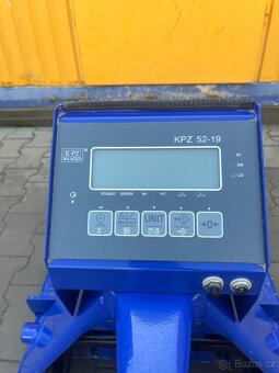 Paletový vozík s váhou do 2 200 kg - 4