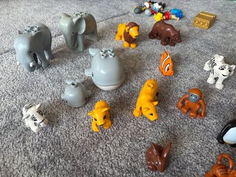 Lego Duplo sada kostek včetně aut a zvířátek 9 kg - 4