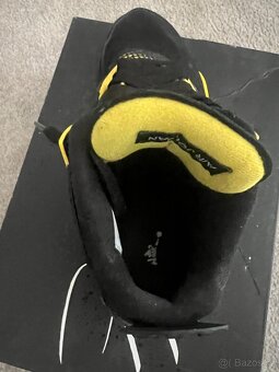 Jordan 4 yellow thunder - 4