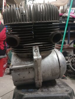 Prodám motor Velorex 350 hydraulika - 4