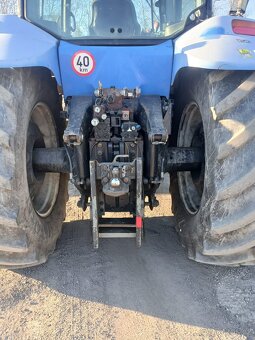 Traktor New Holland TG255 - 4