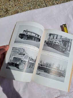 výroční zpráva 1937 podniky hlavního města PRAHA - 4