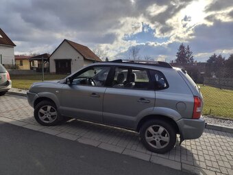 Hyundai Tucson 2.0 CRDI - 4