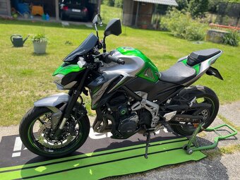 Kawasaki Z900 - 4