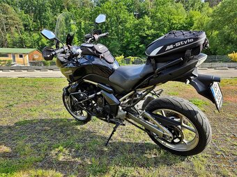 Zachovalý Kawasaki Versys KLE 650 s doplňky, STK 2027 - 4