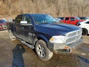 Dodge Ram 5.7 4x4 Laramie lehce bourane - 4