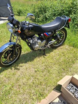 2x yamaha XJ 550 - 4