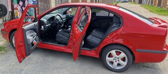 Octavia 1 Tour 1,6 MPi (09) 42 8xx km - 4