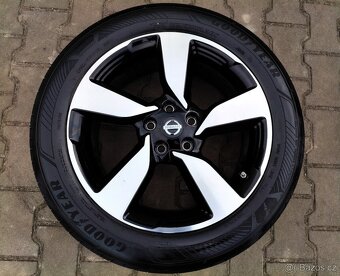Alu kola originál Nissan Qashqai 5x114,3 R18 KRÁSNÁ SADA - 4