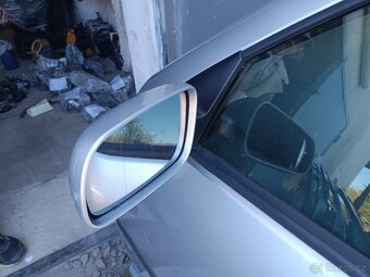 Prodám  Kompletní DVEŘE LEVÉ PŘEDNÍ  VW GOLF IV 4 2000kč - 4