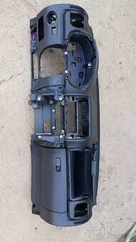 prodam skoda roomster fabia 2
- 4