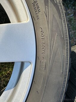 Prodám sadu ALU kol Dezent 17“ se zimními pneu Nokian - 4