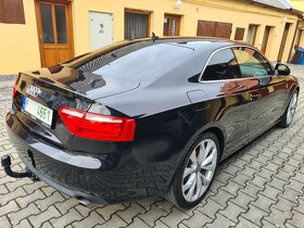 AUDI A5 2.7 TDi - 4