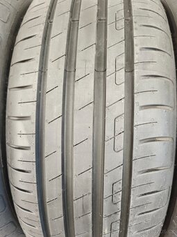 205/55/17 nové - 4