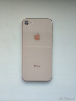 iPhone 8 64GB Rose Gold + Kryt, Nabíječka + Kabel - 4