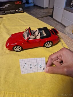 Auto model 1:18 - 4