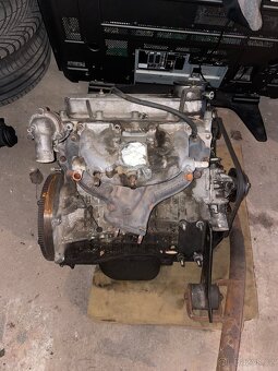 Motor Škoda 120 - 4