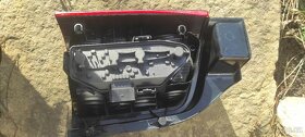VW T5 Multivan pravá zadní kouřová lampa Hella - 4