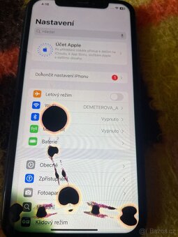 iPhone xr - 4