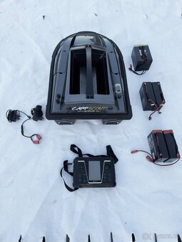 Zavážecí lodička s GPS a echolotem CarpScout - Mivardi - 4