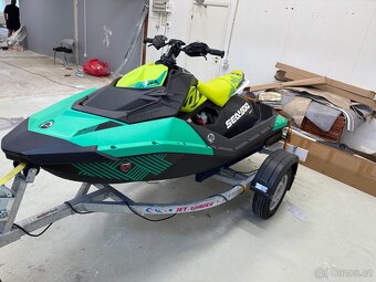 Sea Doo SPARK Trixx 2-up iBR - 4
