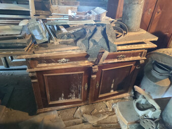 starožitný nábytek - 4