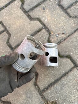 Jawa/OGAR 350 - Písty ULOŽENKY CX - 4