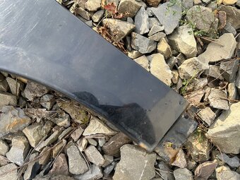 přední nárazník a blatníky Passat B6 - 4