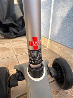 Micro Maxi koloběžka - 4