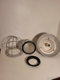 industriální lampa, tovární lustr, matový skleněný kryt - 4