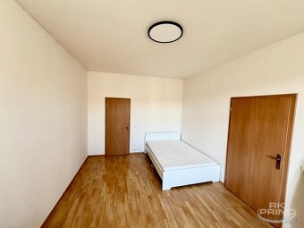 Pronájem bytu 2+kk, 55 m², Husinecká Žižkov - 4